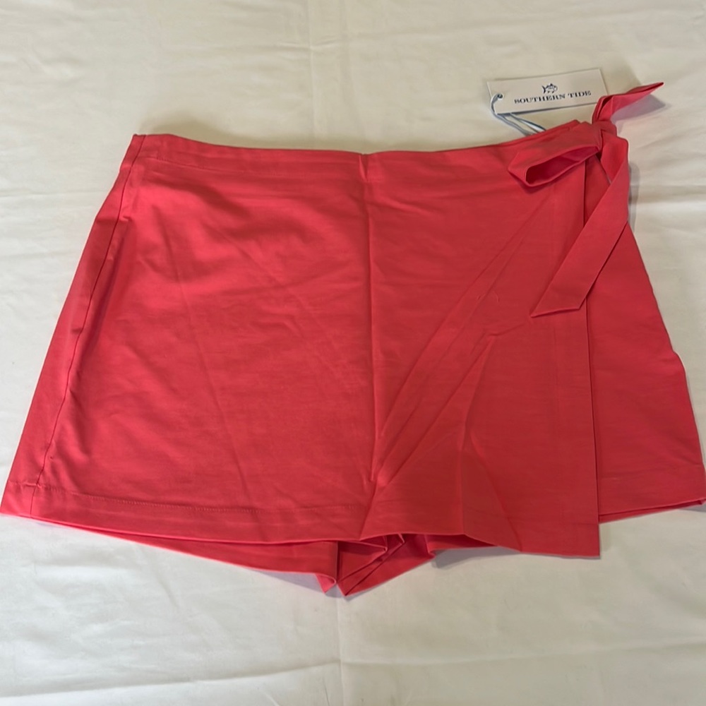 Southern Tide Jourdan Performance Skort in Heather Calypso Coral Size 10 NWT